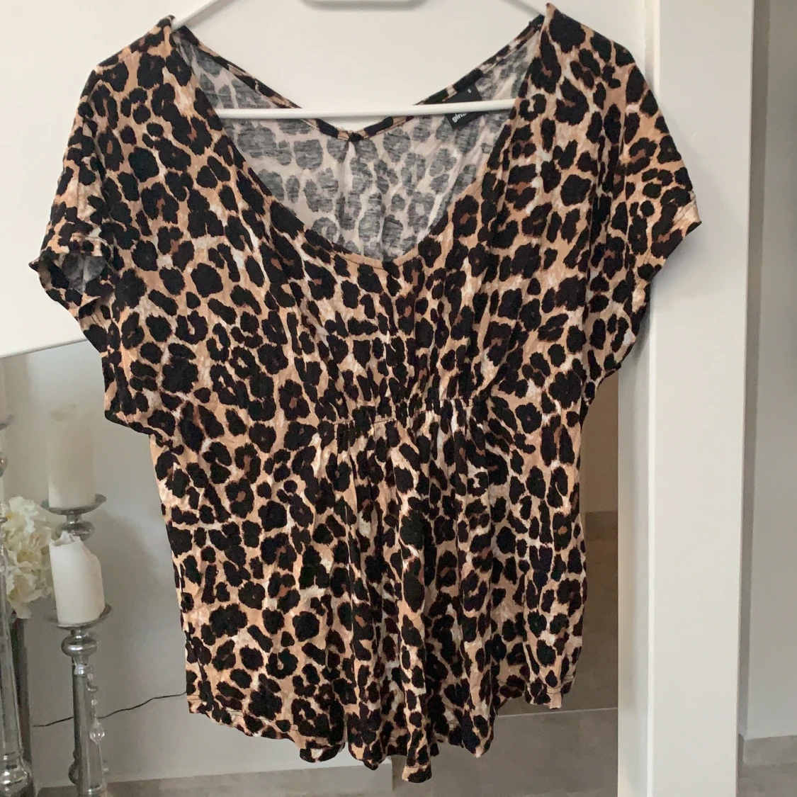 Leopard topp från Gina tricot