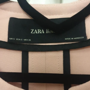 vår/höst jacka  - Storlek s men skulle kunna funka som en medium också.