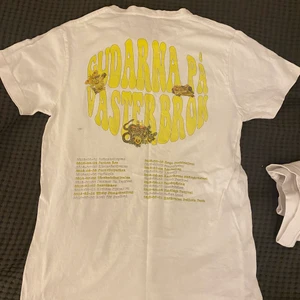 Hov1 merch - Hov1 merch storlek S! Ifrån gpv tour! Trycket är fint någorlunda slitet men ingenting som syns ( närmare bilder kan fås) 