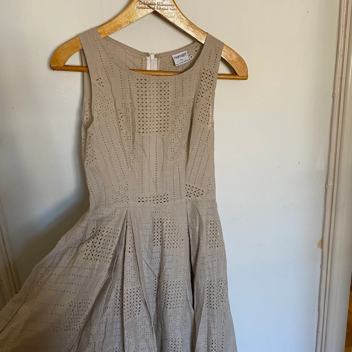 Retro sommarklänning , strl S, beige - 90