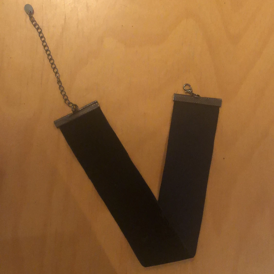 Svart sammets chocker  - 90