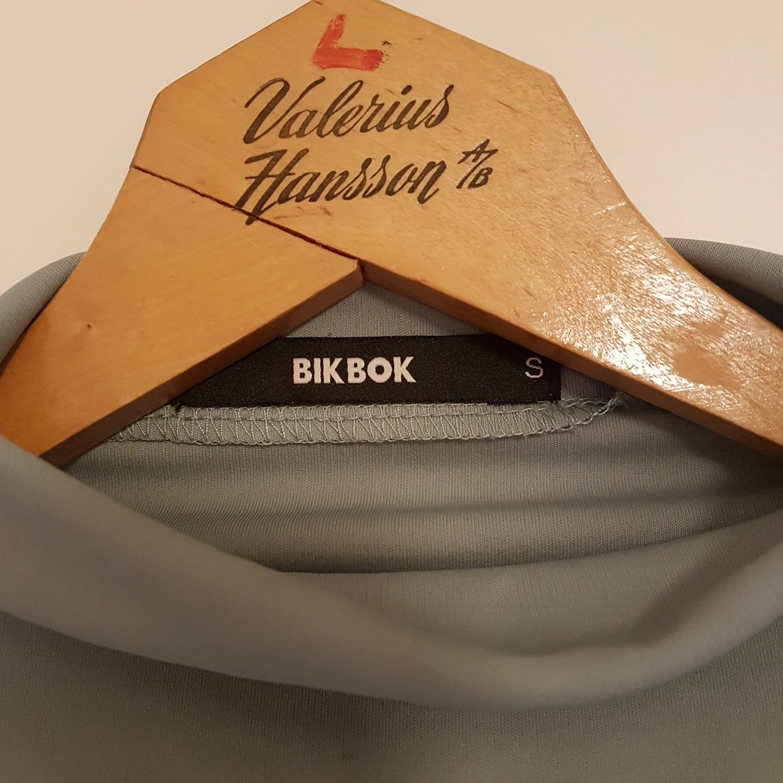 Cool tröja från Bikbok stl s - 90