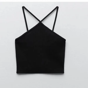 Zara - Finns inte i denna storlek längre. Så den är alltså slutsåld. Har använt 1/2 gånger och den är som gott som ny