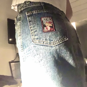 Jeanskjol - Lite längre jeanskjol, knappt använd. Köpt secondhand🌸