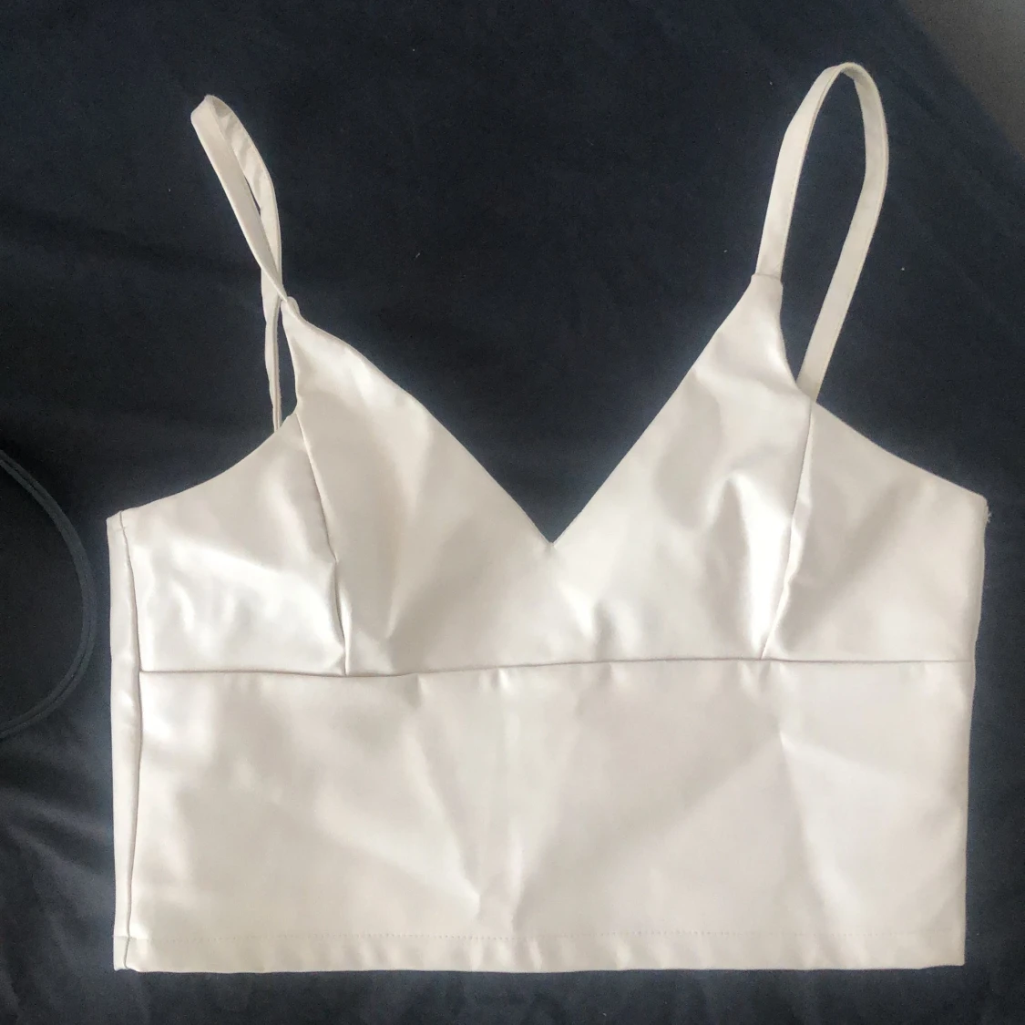 Bikbok beige skinn-top storlek Small - 90