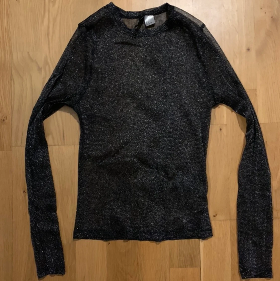 Glittrig tröja  - 90