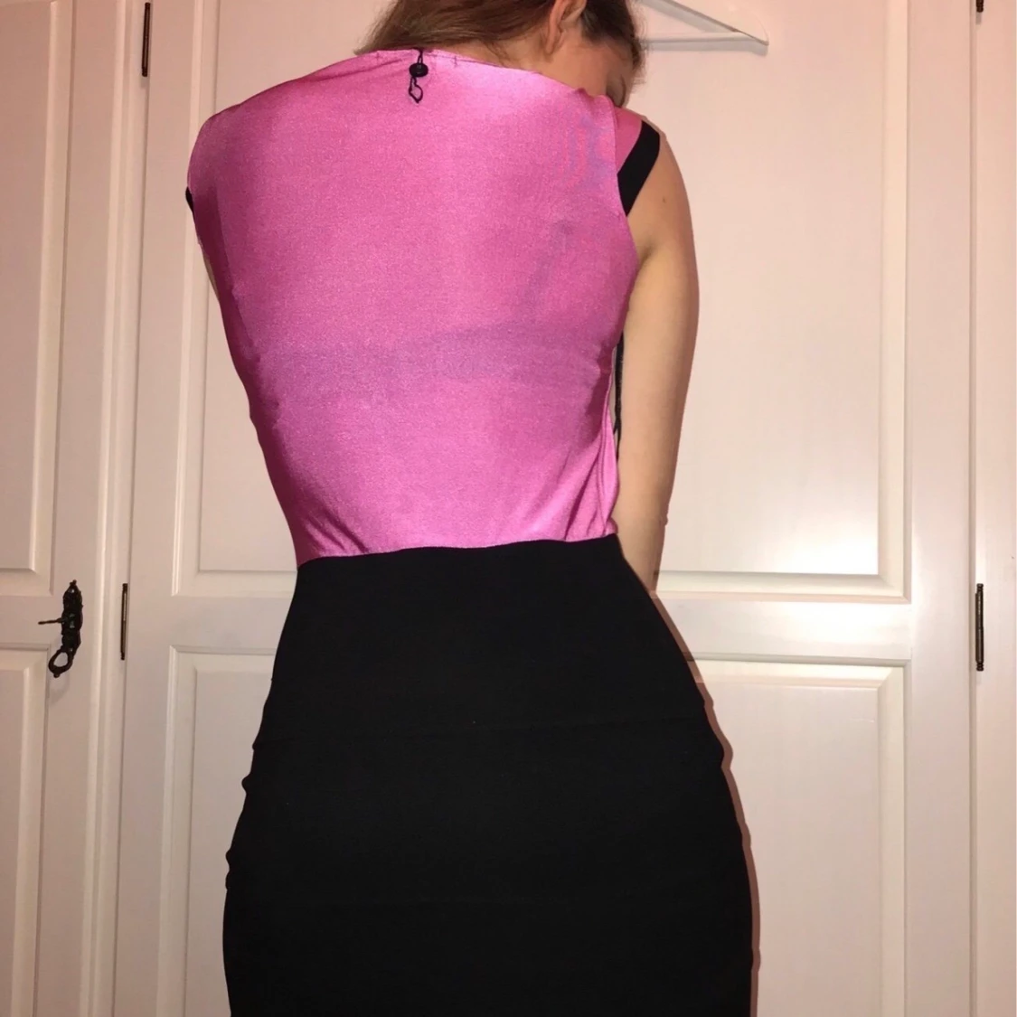 Ursnygg festklänning från Sisters Point strl S - 90