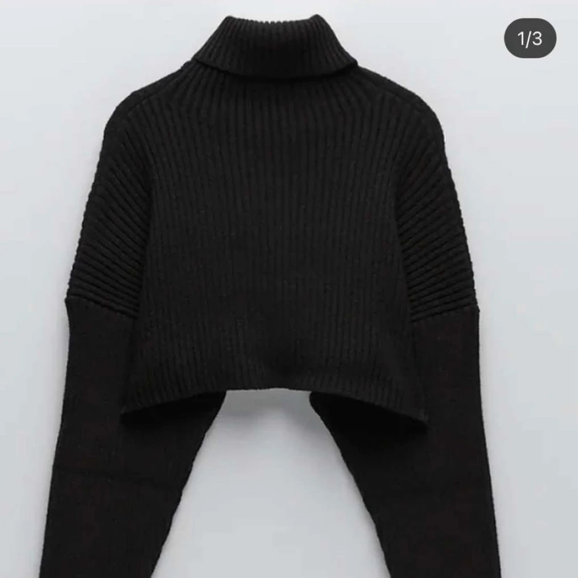 Croppad stickad tröja