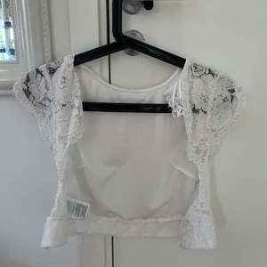 Topp från Gina tricot - Använd få tal gånger i storlek xs.