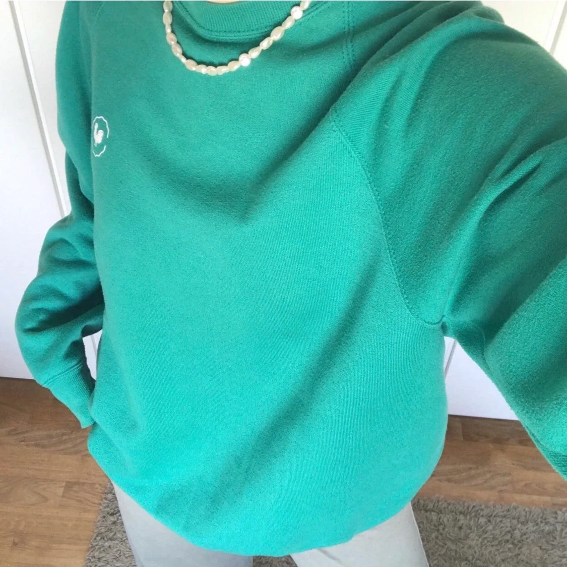 “Russell” green sweatshirt 