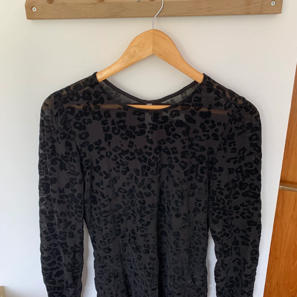 Svart leomönster från 365.  - 90