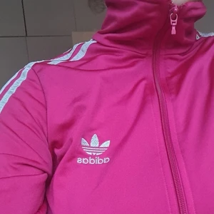 Adidas  - Rosa adidas kofta med high neck str m/l