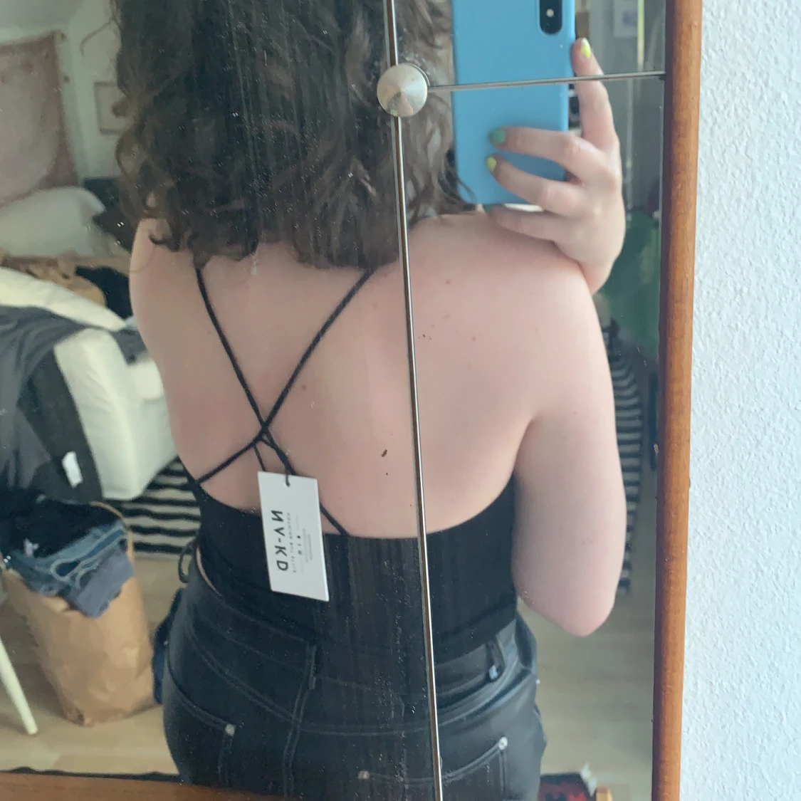 NYTT linné, NAKD - 90