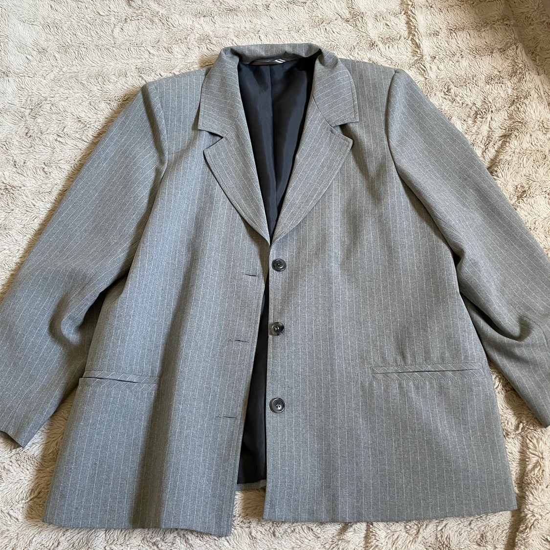 Grå oversize kavaj  - 90