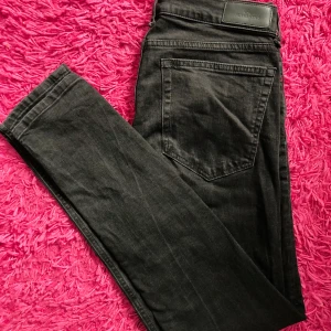 Dark denim mango pants size 36 - Loose fit jeans from Mango. -Size: 36 - Color: dark grey -Almost no use