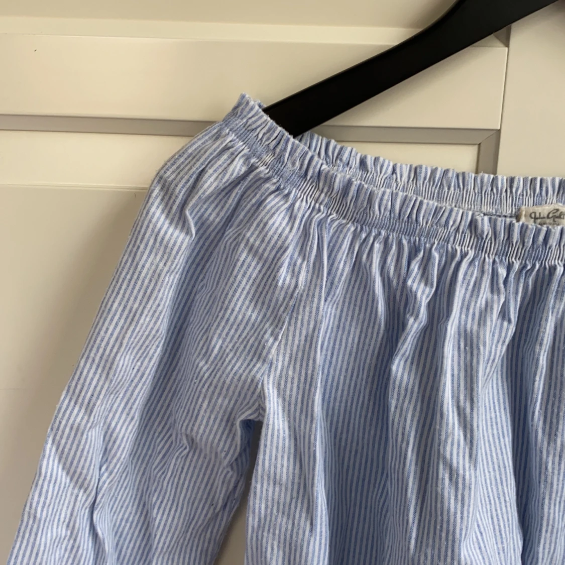 Långärmad tröja från Johan Gult - 91