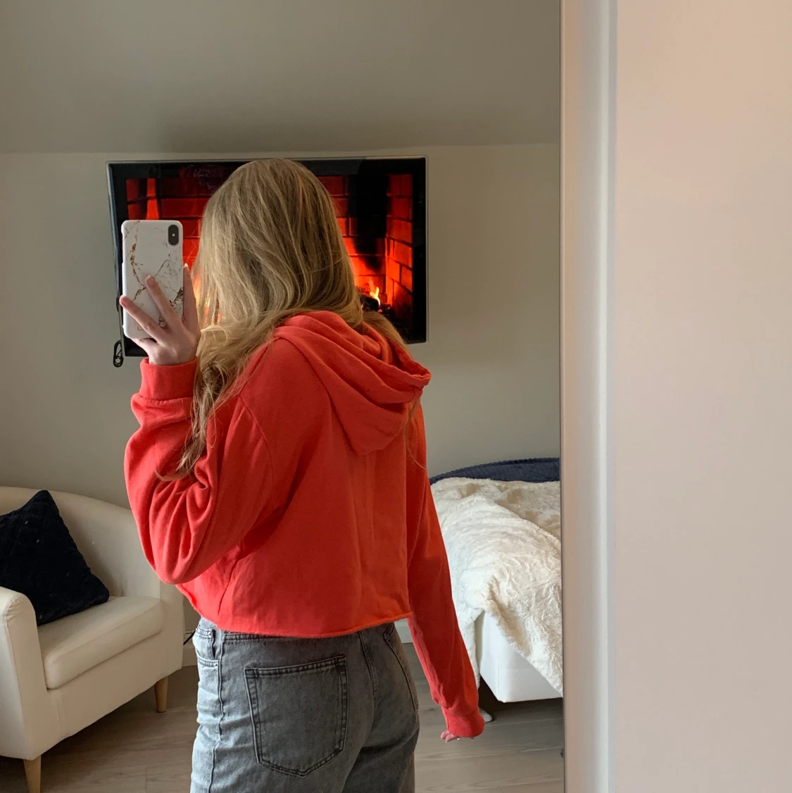 Croppad hoodie  - 91