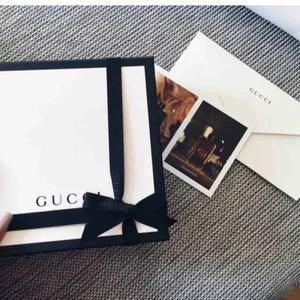 Gucci bälte - Säljer mitt Gucci bälte, har använt ett fåtal gånger. Men känner inte att jag får användning av det längre. Originalpris: 3700kr. Pris kan diskuteras vid snabb affär.