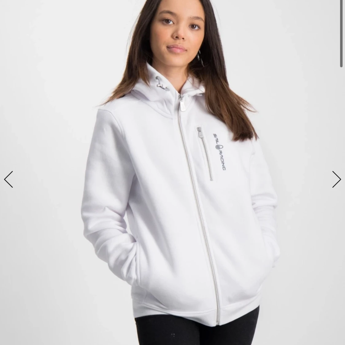 Säljer vit sail Racing 