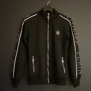 Philip Plein Kofta - Strl S i thight passform så den passar förmodligen XS