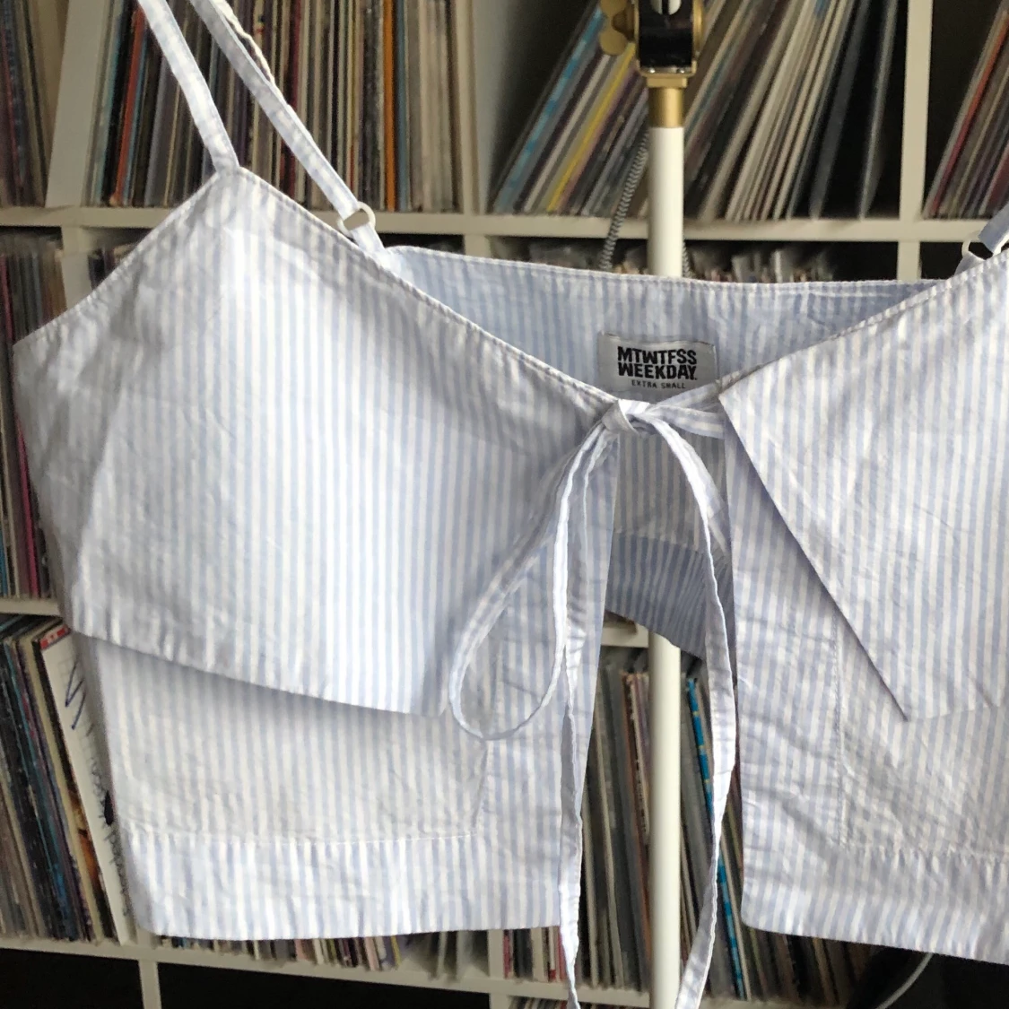 Blus från weekday XS - 91