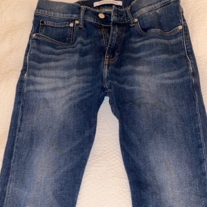 Calvin Klein jeans - Sälje mina Calvin Klein jeans. Jeansen är i fint skick.