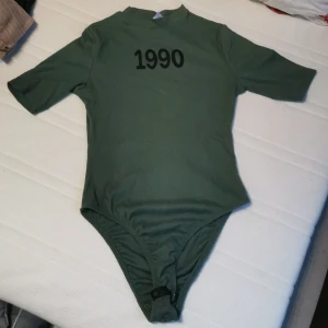 Body - Endast använd 1 gång, så i mkt fint skick! 