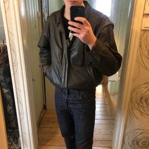 Vintage läderjacka  - Sjukt fin läderjacka som behöver nytt hem