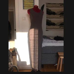 Acne sommarklänning grågrön S - Fint skick. 