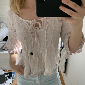 gullig blus topp - En gullig blus liknande topp som inte används, välanvänd 