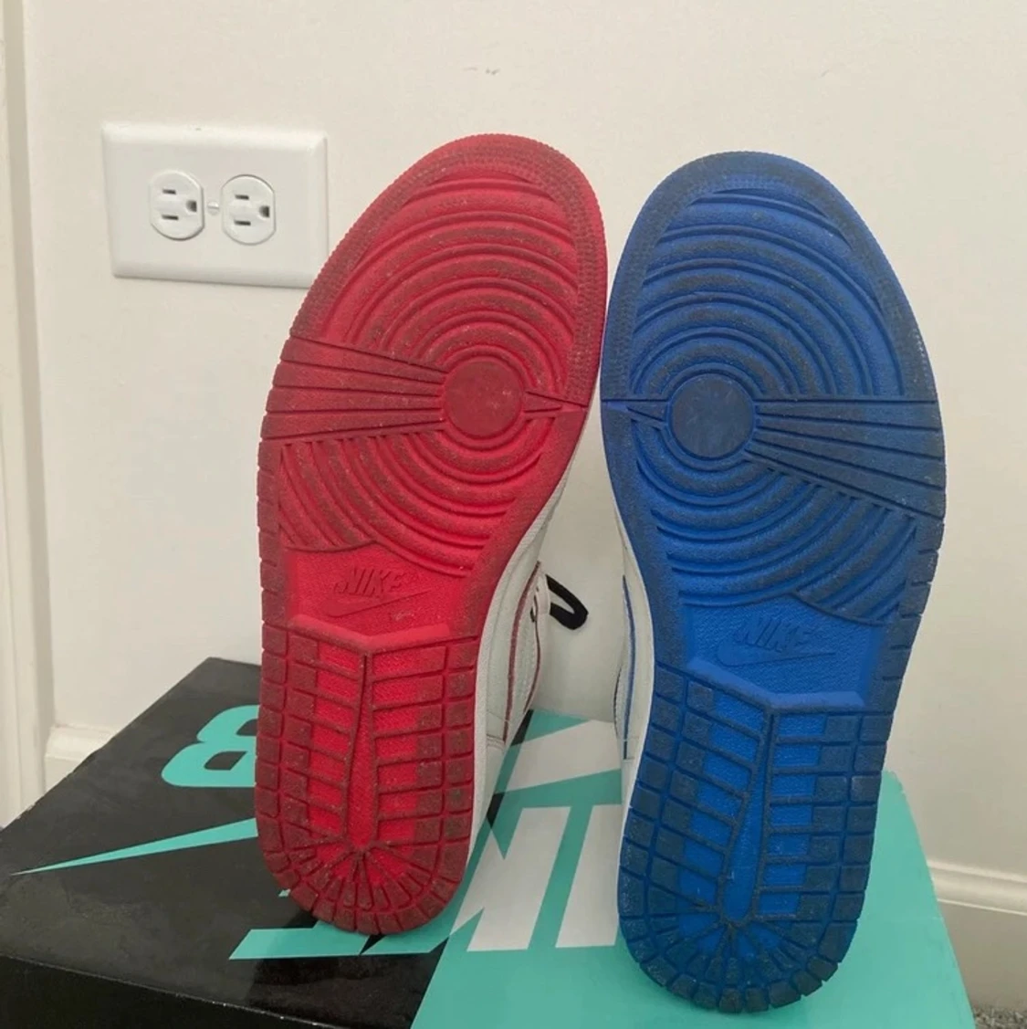 Air Jordan 1 Retro SB QS Lance Mountain  - 90