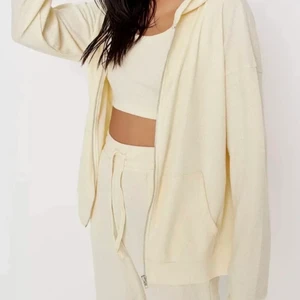 Mjukisset från Missguided stl 36 - Oanvänt mjukisset från Missguided stl 36 🤍