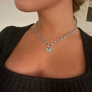 Hånd lagd kjede.  - Lager smykker selv som jeg selger. ❤️ om du er interessert så kom privat! 🥰