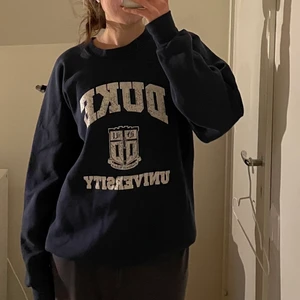 vintage sweatshirt  - mörkblå vintage sweatshirt, passar xs-xl ❤️‍🩹 vintage men fint skick!