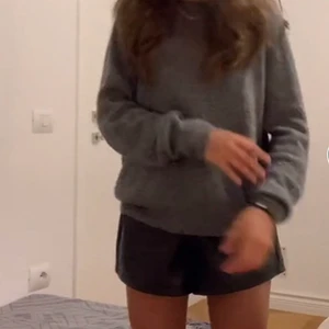 Skin shorts  - Säljer mina skit coola skin shorts, köpte för runt 200kr säljer för 150, jätte bra skick och sitter fint på! 