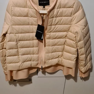 Emporio Armani size 40 - Oanvänd. Storlek 40