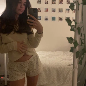 Brandy set - Säljer detta pyjamassettet från brandy, köpt för 400kr totalt. Man kan köpa 200kr försig eller 320kr för båda:)💕