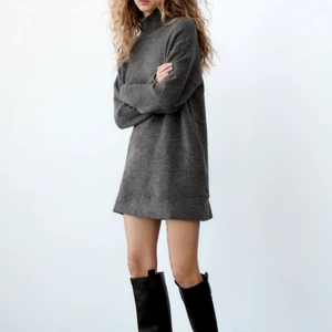 Zara kort stickad klänning  - Helt ny! Anv 1 gång! Stl M. Jättefin!