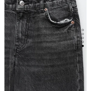 Zara jeans - Säljer dessa populära jeans från Zara strl 36 , buda från 100kr 