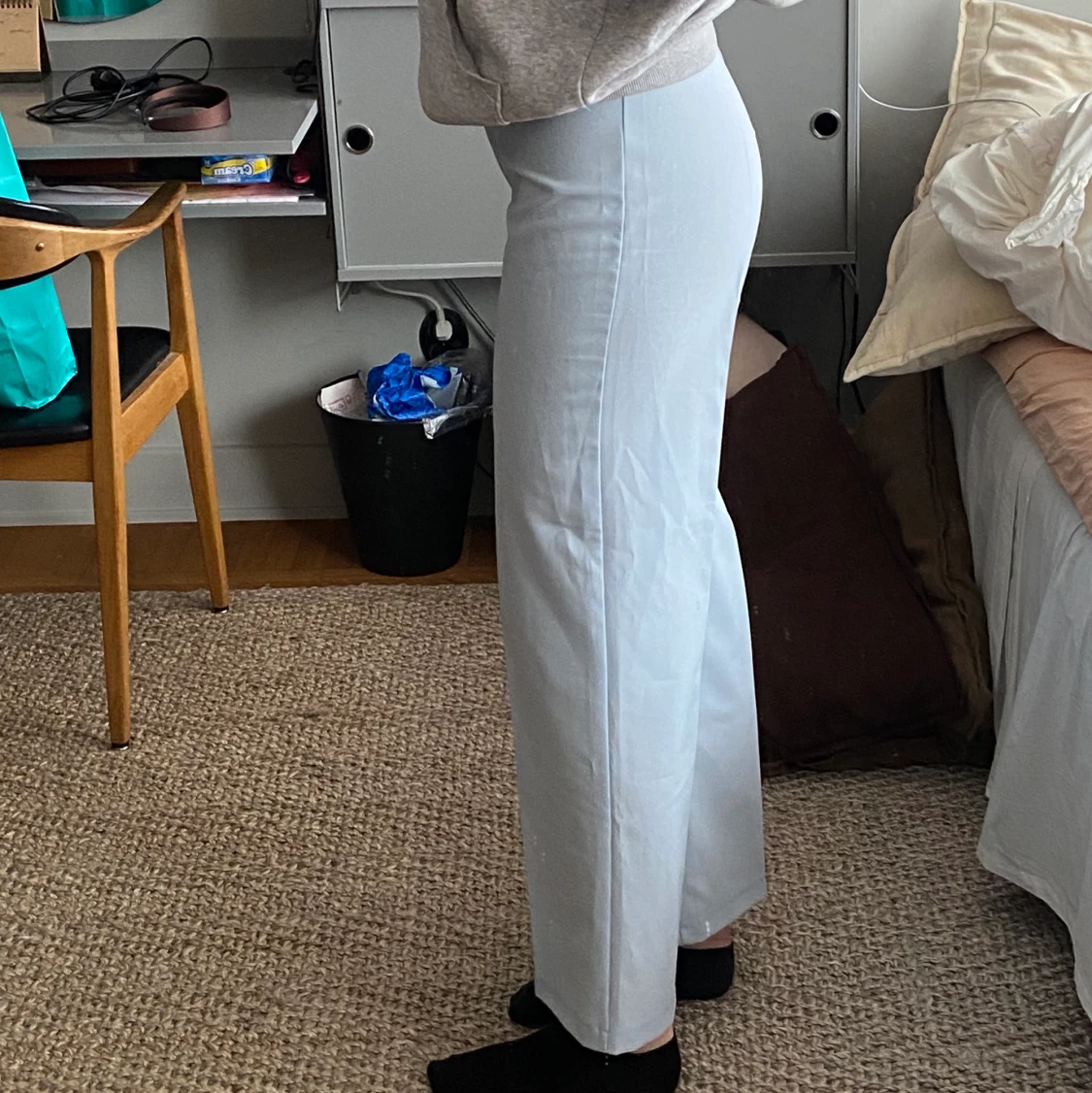 ljusblåa kostymbyxor  - 90