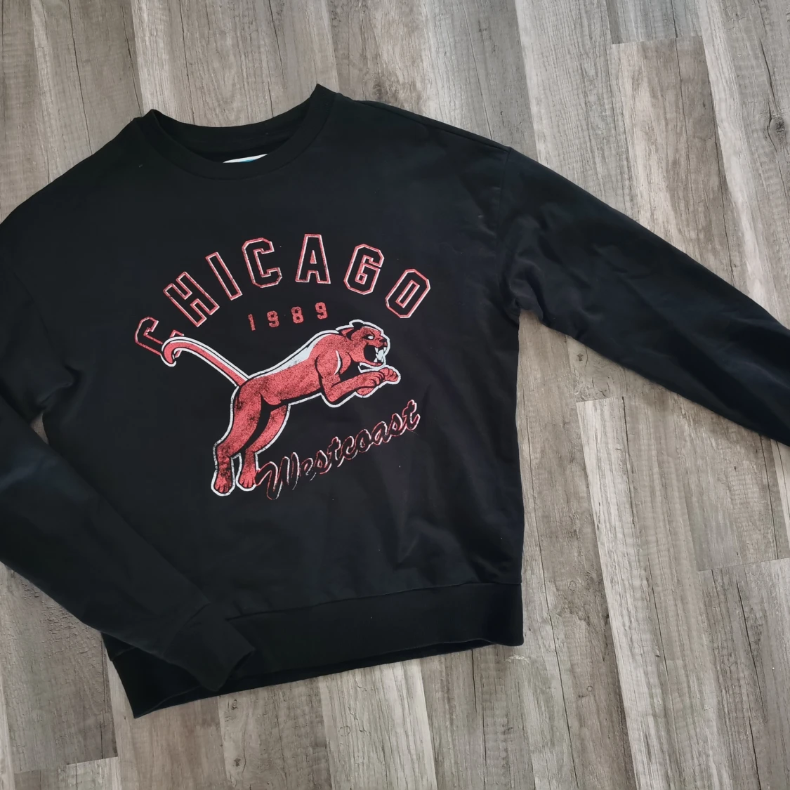 Sweatshirt med coolt tryck  - 91