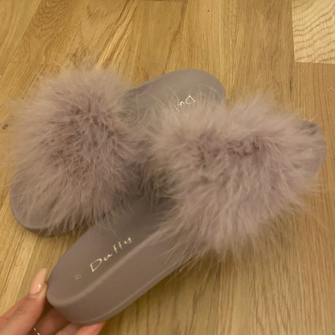 Tofflor storlek 37 - 90