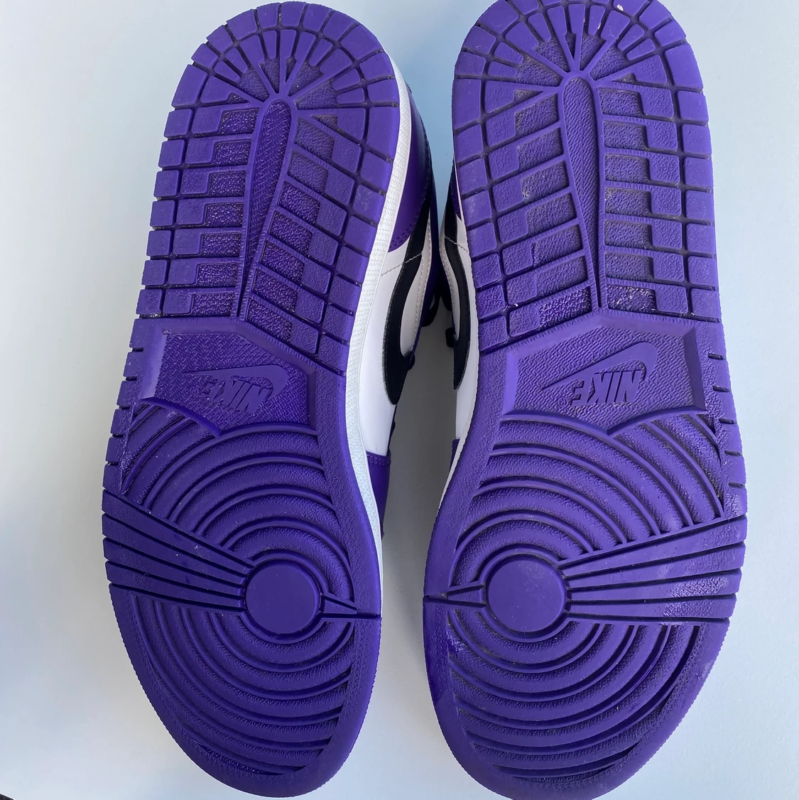 Jordan 1 Court Purple - 90