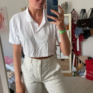 Cropped tenniströja strl M - Tröja från zara 