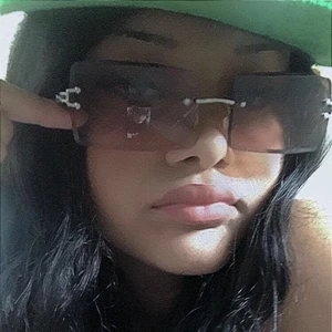 Trendiga glasögon  - Har endast använt 1 gång💕