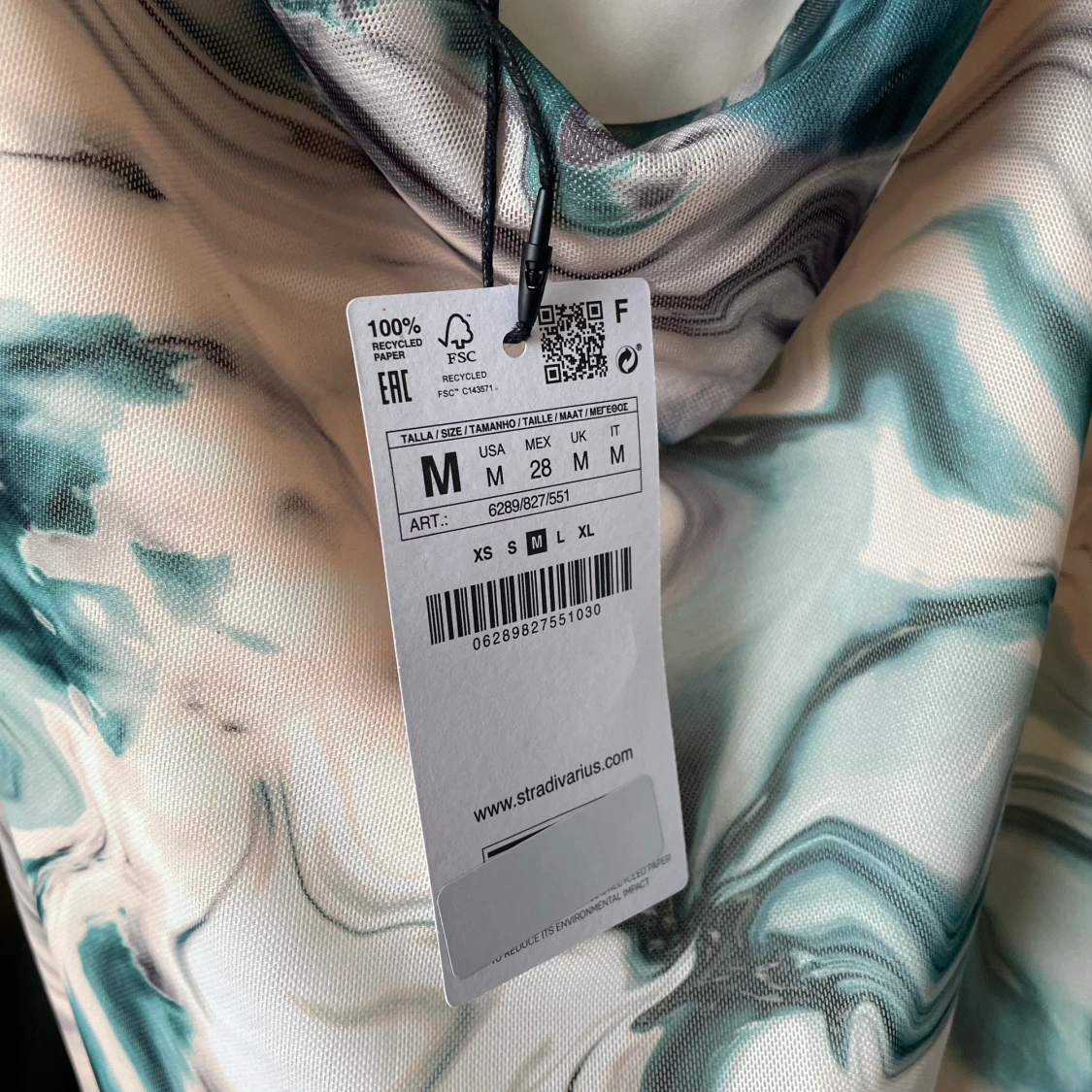 Superskön Mesch klänning - 91