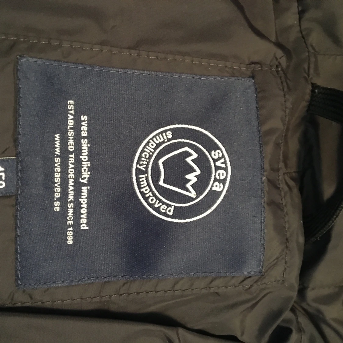 Svart jacka med luva - 91