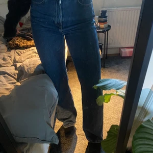 Jeans - Raka jeans från Weekday. Fint skick