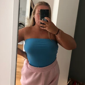 Body Bikbok - Stringbody från Bikbok, strl M