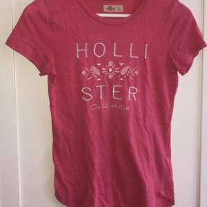 Rosa t-shirt ifrån Hollister